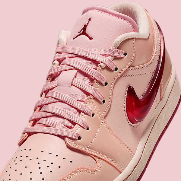 【最終価格】 Jordan AJ 1 Low Valentine's Day Air-Jordan-1-Low-Valentines-